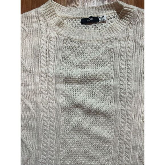 BDG ivory twist cable chunky knit sweater with elbow patch sz XS - Picture 8 of 8